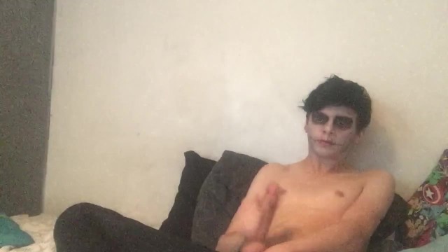 Quick Wank before Halloween Party