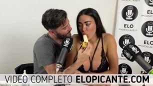 Pame Pombo Prueba La Banana Con Crema En El Cuarto Picante De Elo Podcast